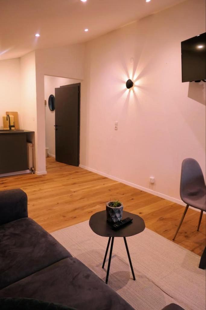 Nest'L Appartements & Zimmer Mösern Rom bilde